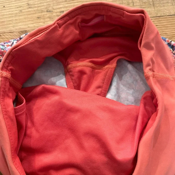 ! Lululemon Run: Speed Short *2-way Stretch Flowabunga Mini Multi / Bleach… - Picture 6 of 7